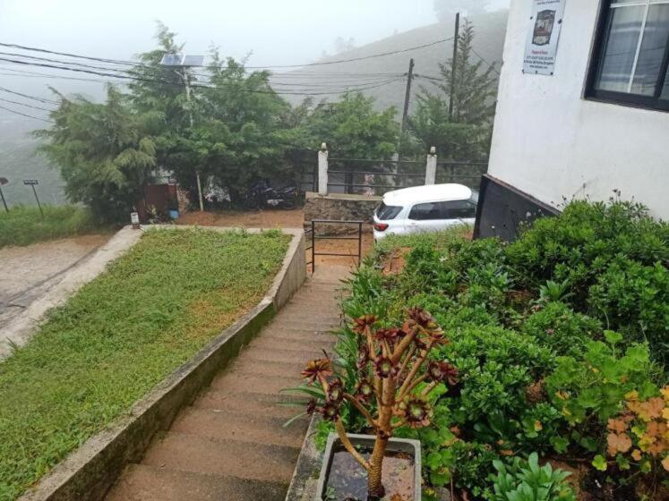 Elevate 360 Holiday Bungalow Hotel Nuwara Eliya Bagian luar foto